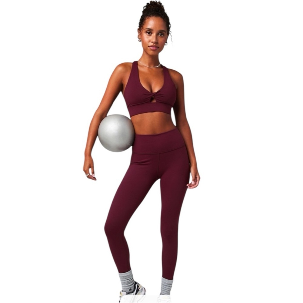 Fabletics Define PowerHold® High-Waisted stretch Merlot red Legging 7/8